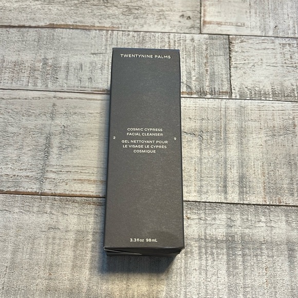 Twentynine Palms Cosmic Cypress‎ Facial Cleanser - Picture 2 of 7